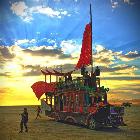 Burning Man 2017 Stunning Photos From The Worlds Biggest And Craziest
