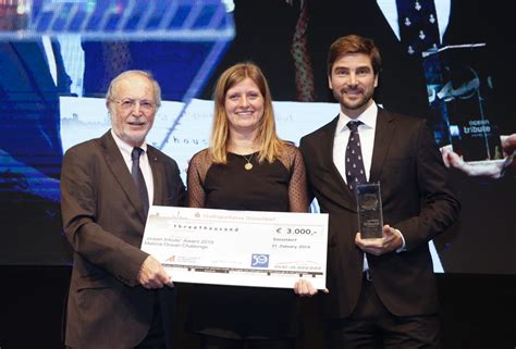 Mai 1981 in oldenburg) ist ein deutscher professioneller segelsportler. BOOT DÜSSELDORF - INSHORE & YACHTING