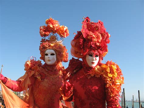 картинки цветок Красный карнавал Италия Венеция Фестиваль мероприятие Исполнительское
