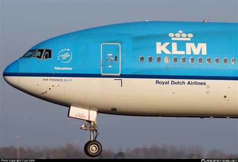 Ph Bvf Klm Royal Dutch Airlines Boeing 777 306er Photo By Jan Seler