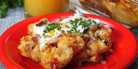Bacon Tomato And Cheddar Breakfast Bake With Eggs Is The