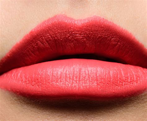 Mac Bloombox Dramarama Moody Bloom Lipsticks Reviews And Swatches