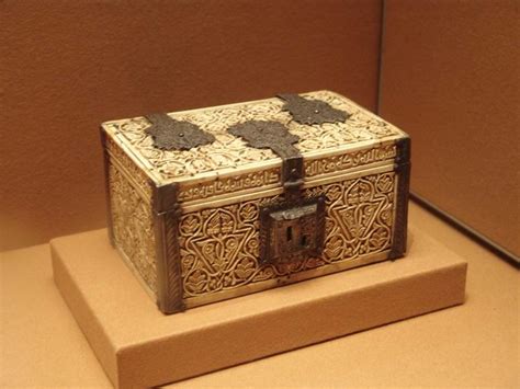 Ancient Box Flickr Photo Sharing
