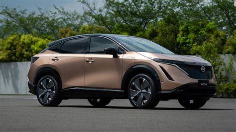 Nissan Unveils Its First Electric Suv The Ariya Cnn