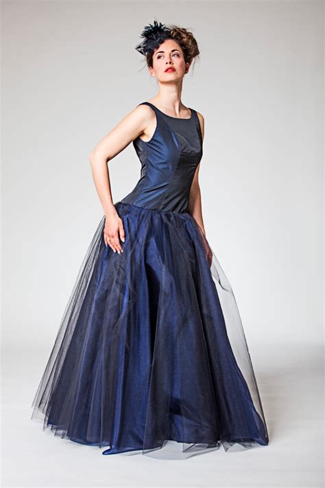 Schwarze hochzeitskleid gothic hochzeitskleid abendkleid shifon kleid frauen formalkleid prom kleid lange alternative brautkleid bestickt. Abendkleid Hannover - elementar I moderne Brautkleider