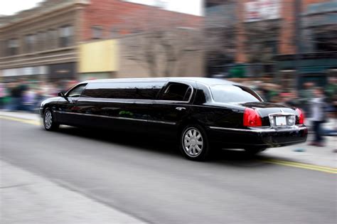 Why Hire A New York Limo Service