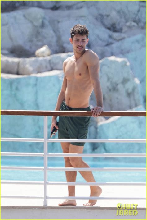 Elite Star Manu Rios Hits The Beach In Cannes With Stylist Marc Forne See Shirtless Photos