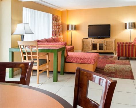 Centre de recherche et d'extension agricole d'hampton roads et lac wright se trouvent. Comfort Inn & Suites Oceanfront $110 ($̶1̶4̶0̶) - UPDATED ...