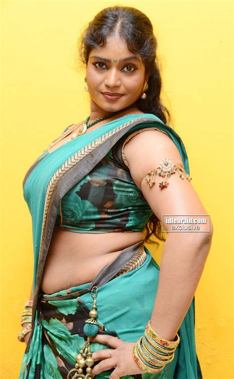 The perfect aunty navel malluaunty animated gif for your conversation. Pin by Kool on Aunty | Saree navel, Saree, Navel