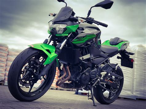 There is a lot to like about the lightweight kawasaki z400. Motortest - Kawasaki Z400 (2019) - MotorRAI.nl