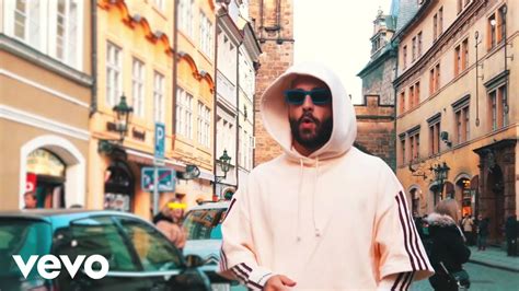 Maluma felices los 4 lyrics english and spanish english translation. Maluma - Qué Chimba 「Lyrics」 - English Translation