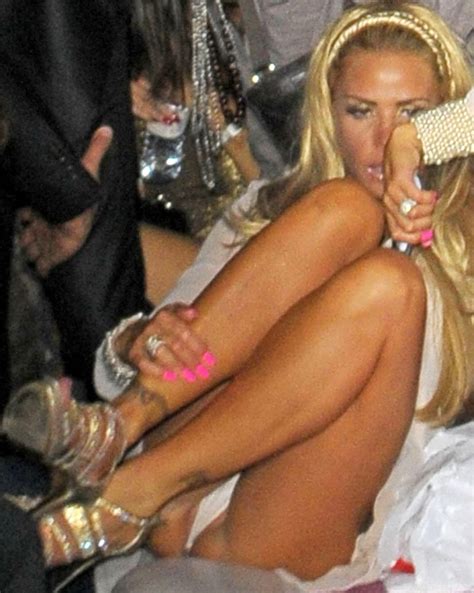 Naked Katie Price Added 07192016 By Bot