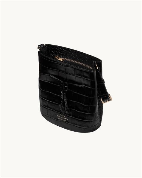 Structured Bucket Bag “glossy Black Crocodile” Chylak