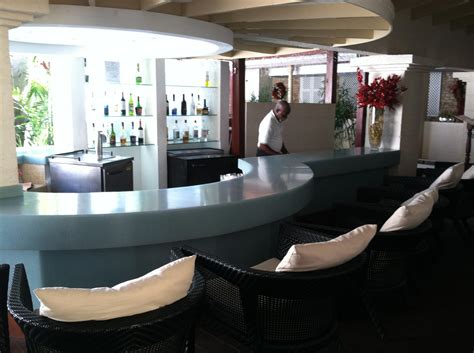Island inn is an all inclusive hotel consisting of just 24 rooms, offering a relaxed atmosphere. Island Inn Hotel Reviews - 3 Star All Inclusive - Barbados ...