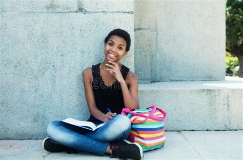 Lesbianas Africanas De Secundaria Alta California