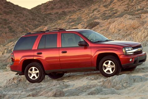 Chevrolet Trailblazer Specs And Photos 2000 2001 2002 2003 2004