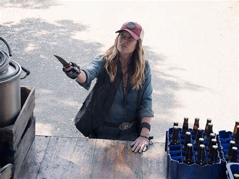 Zuerst geht es gegen hilltop und so dreht sich der großteil der. Fear the Walking Dead - Staffel 4: Recap zu Folge 11 "The ...