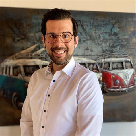 Es ist soweit, sie haben genügend eigenkapital gespart und möchten jetzt in eine immobilie investieren. Josef Oliveira Da Silva - Spezialist Finanzierung - Sparda ...