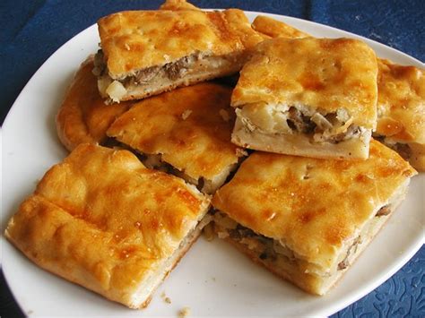 En los divertidos juegos de bratz de juegoswapos puedes hacer cosas divertidísimas con ellas. Cómo cocinar un pastel de carne picada en el horno.
