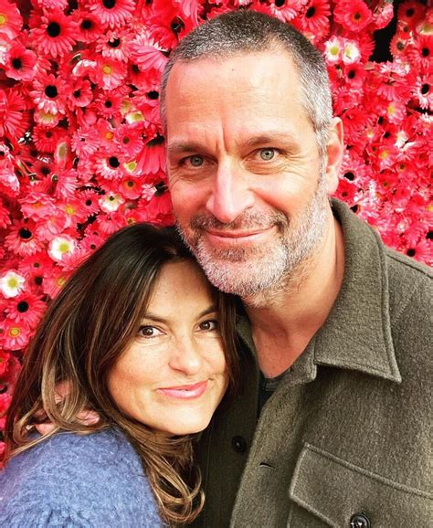 Mariska Hargitay Knew Her Husband Was The One After He Made Her SOB On Their First Date