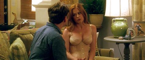 Isla Fisher Nue Dans Keeping Up With The Joneses My Xxx Hot Girl