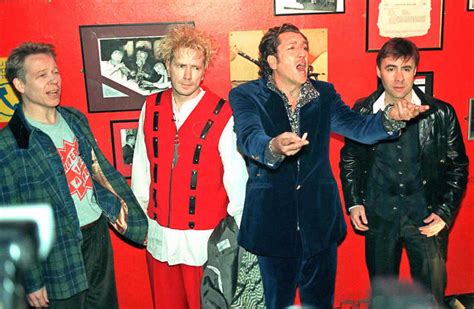 Sex Pistols Trying To Profit Off Queen Elizabeths Death John Lydon