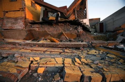 Das erdbeben in chili nach der gleichnamigen novelle von heinrich von kleist. Nach Erdbeben in Chile: Starkes Nachbeben sorgt für Chaos ...