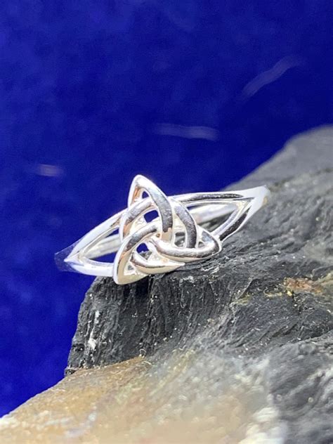 925 Sterling Silver Celtic Trinity Knot Ring Etsy