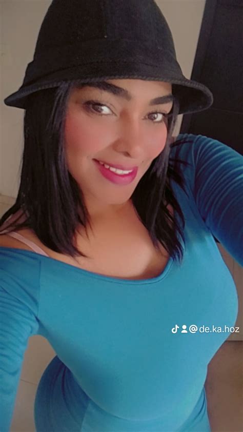 Karla Gomezz Webcam Model Profile Xhamsterlive