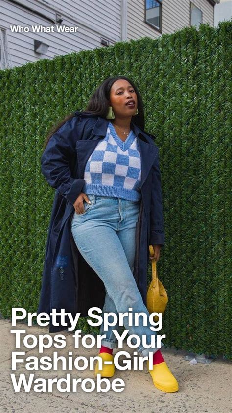 Pretty Tops Fashion Girls Are Wearing With Their Jeans This Spring In Spring Tops