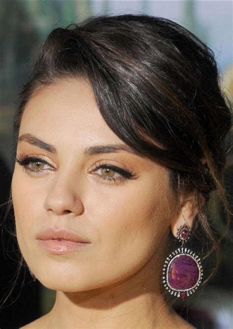 Her parents, elvira and mark, are both jewish. Mila Kunis | Mila kunis makeup, Mila kunis eyes, Mila kunis