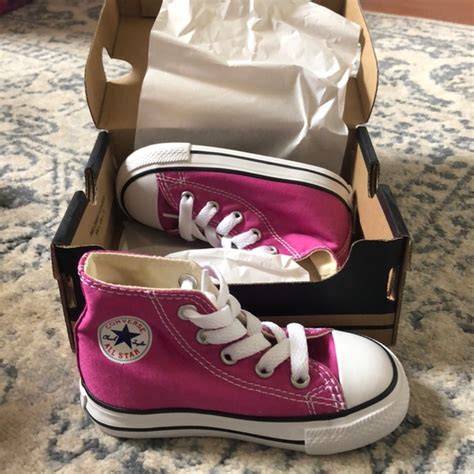 Converse Shoes Infant Converse Hi Top Sneakers Size 6 Pink Nib