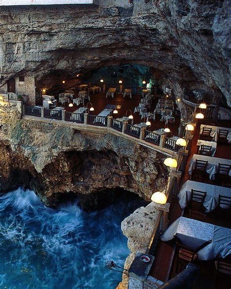 The 10 Most Romantic Places In The World To Propose 2568324 Weddbook