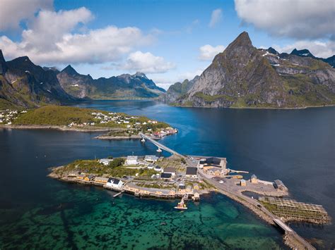 A Lofoten Road Trip Itinerary — Exploring Norways Scenic North