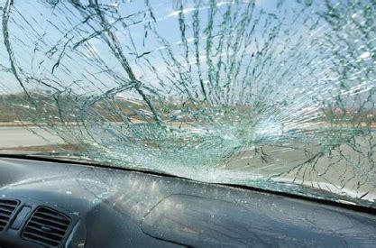 Check spelling or type a new query. Cara Claim Insuran Cermin Kereta Pecah - Roadtax Untuk Anda
