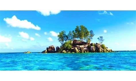 Isla En La Mitad Del Oceano 1000x600 Wallpaper