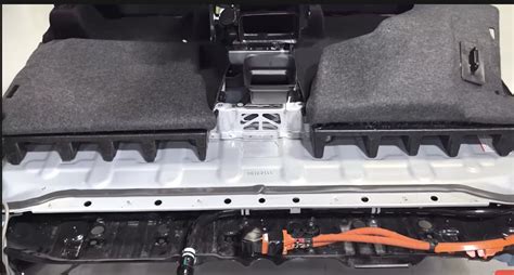 Munro Teardown Of Tesla Model Y With 4680 Structural Battery Pack