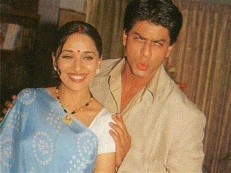 this throwback picture of shah rukh khan and madhuri dixit is going viral for all the right reasons