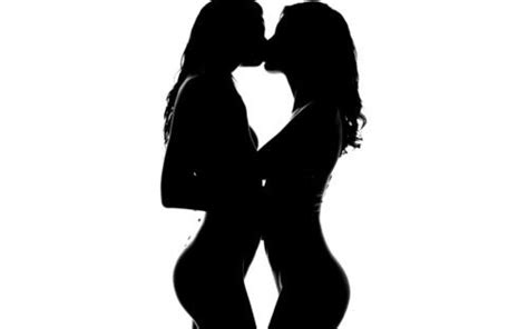 Pin By Ana Bell On Love Is Love Couple Silhouette Lesbian Lesbians Kissing