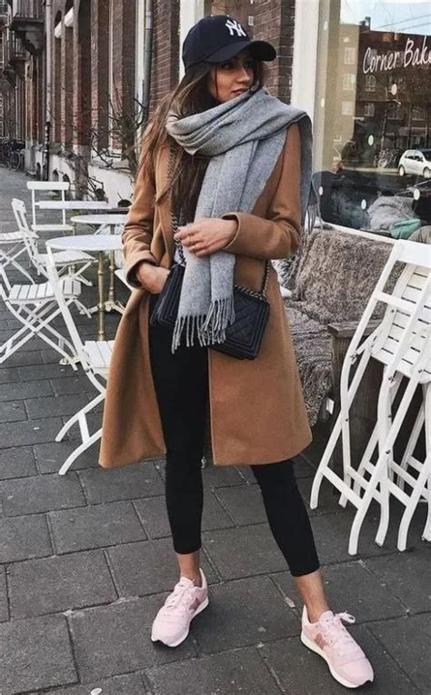 Women Elegant Classy Winter Outfits For Everyday Winter Outfit