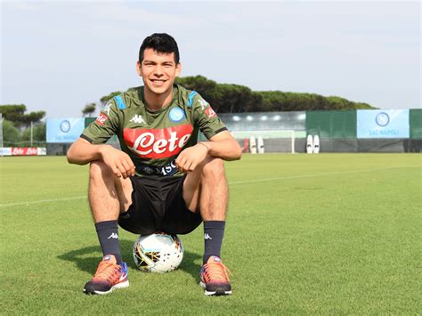 With manchester united and everton set to offer him route out of italy. Hirving "Chucky" Lozano signs record 5-year-deal with Napoli