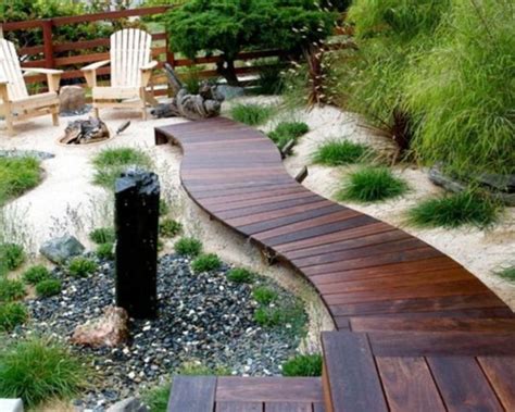 Stunning 38 Creative Wood Landscaping Ideas For Backyard Designs