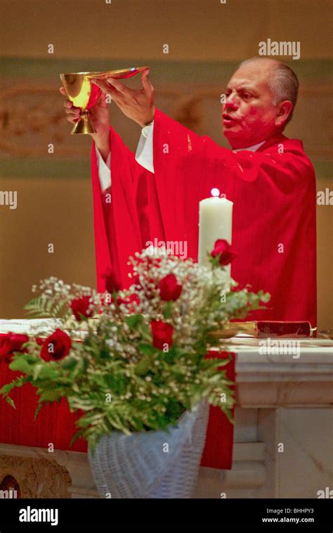 Roman Catholic Priest Mass High Resolution Stock Photography And Images