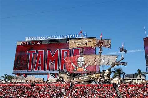 Why Do Tampa Bay Buccaneers Have A Pirate Ship Inside Raymond James