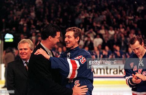 Lemieux Gretzky Photos And Premium High Res Pictures Getty Images
