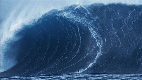 Biggest Waves At Sea