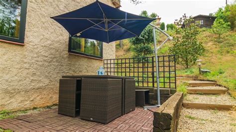 Preciosa casa unifamiliar de 325m en valldoreix muy cerca de la estación y de los servicios. v6270 Casa Unifamiliar La Floresta. Inmobiliaria Sant ...