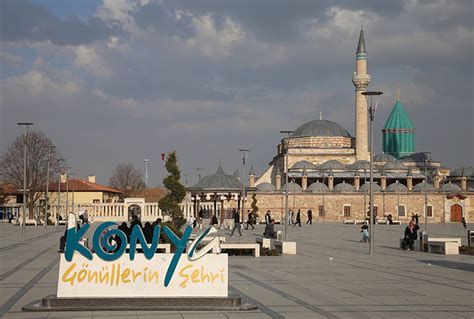 Konya haber sayfamızda konya haberleri okuyabilir, konya son dakika haberleri ve güncel konya gelişmelerini görebilirsiniz. 'Muhafazakar siyasetin ve AKP'nin kalelerinden' Konya ...