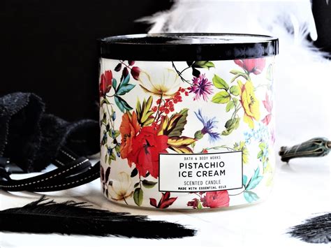 Once the pastry cream has been removed from the heat, you can stir in pastes, such as peanut butter, pistachio paste , nutella , and tahini paste. BATH & BODY WORKS | PISTACHIO ICE CREAM