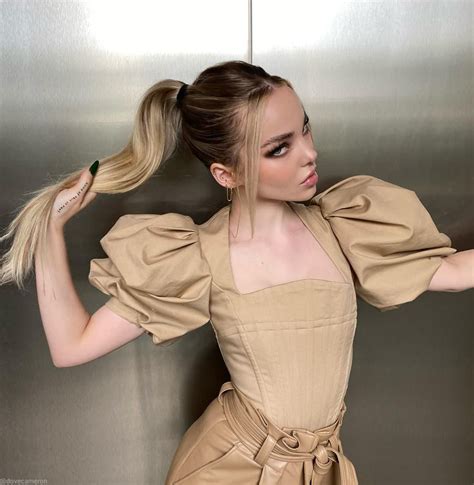 Grab Her By The Ponytail And Face Fuck Her 🥵🔥🥵 Rdovecameronlewd